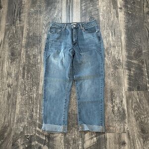 Forever 21 Women's Blue Straight Leg Jeans